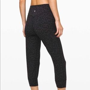 xxSOLDxx Lululemon Align 23” joggers size 6